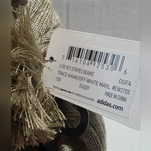 New Adidas Pom Pom Beanie Originals 90's Stripes NWT Unisex Adult Standard Fit - Picture 6 of 7